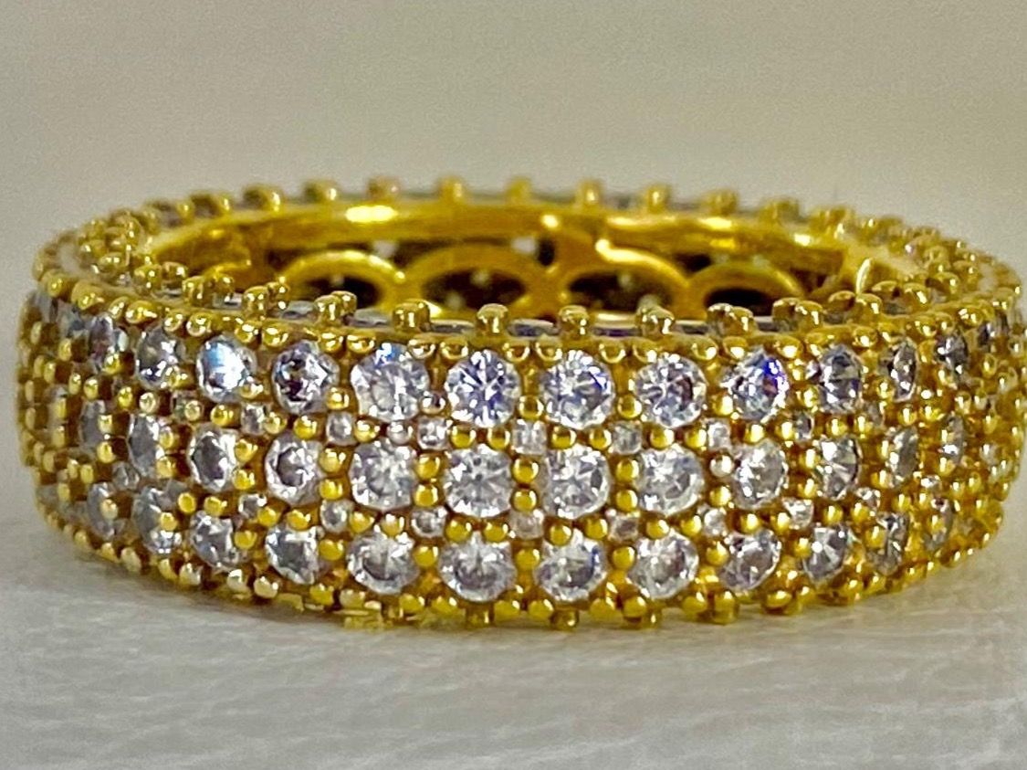Anelli: Luxurious Ring 24k v. 2j Garantie – Nuovo e nell'imballaggio originale da Hemmental venduto da GoldundGlanz