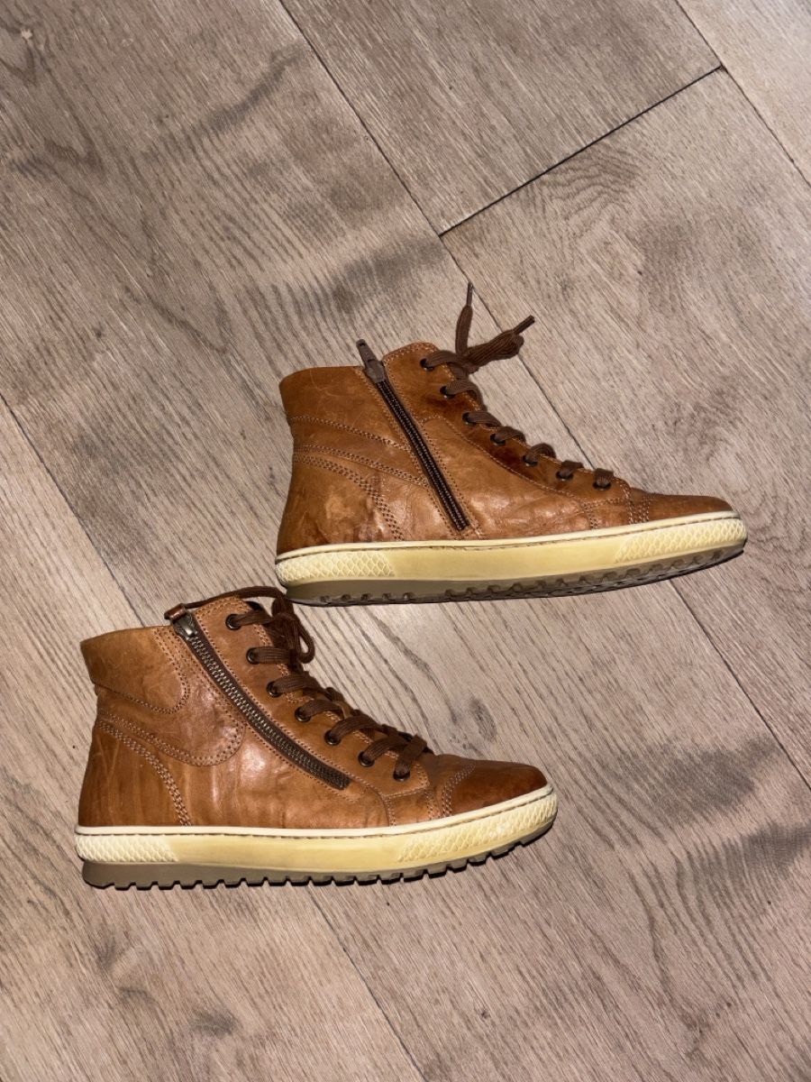 Gabor Chaussures femmes: Damenschuhe Gr. 40 braun – D'occasion à Safnern par jana_ee 2