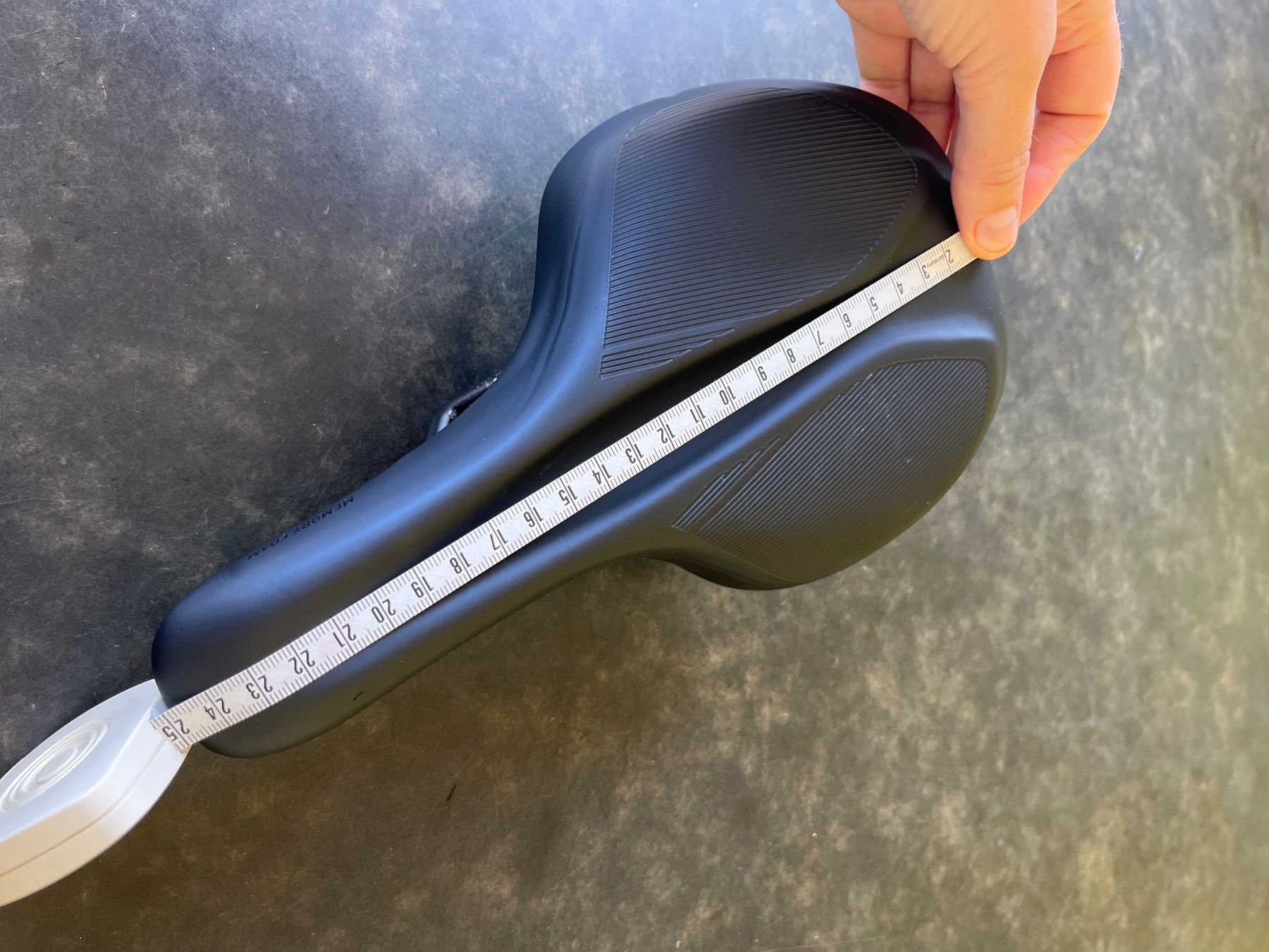 Cube Ersatzteile: Cube Sequence Memory Foam Natural Fit Velo Sattel – Gebraucht aus Zürich von Susken80 2