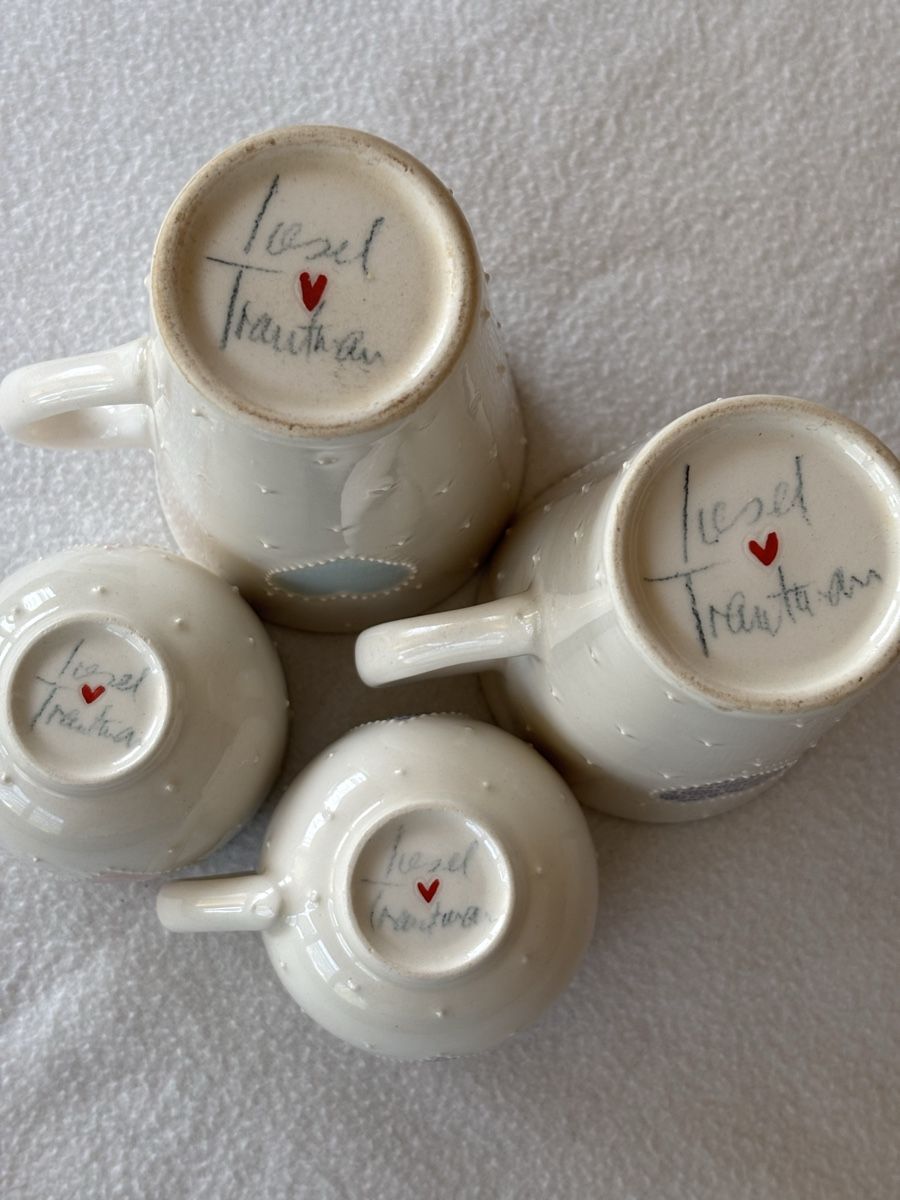 Tassen: 4 Handgemachte Tassen, 2 grosse und 2 kleine  – Gebraucht aus Zürich von 9309dc 1