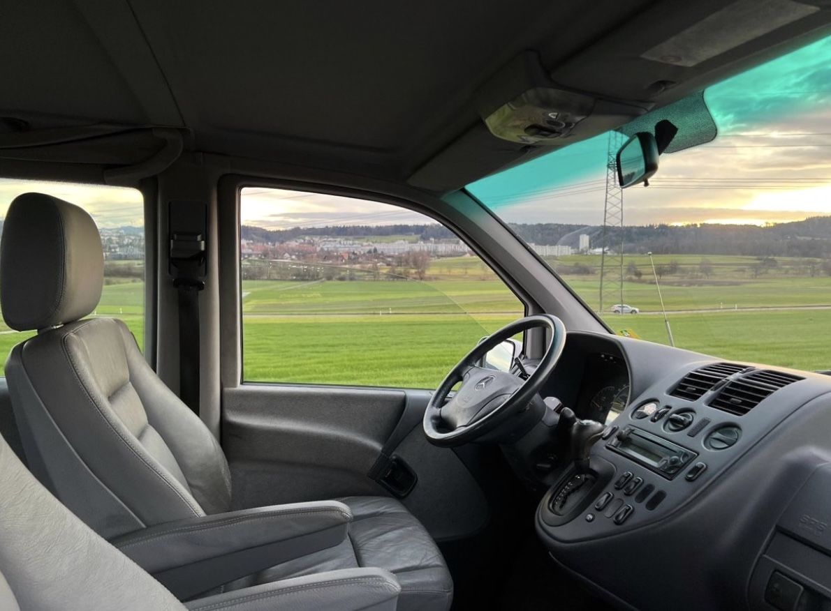 Mercedes-Benz Automobili: Mercedes V-Class Invalidenrampe – Usato da Zürich venduto da BESALE2015 3