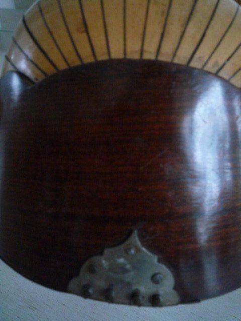 Strumenti musicali: Ancienne mandoline - Alte Mandoline – Usato da Cortaillod venduto da Matteo18 8