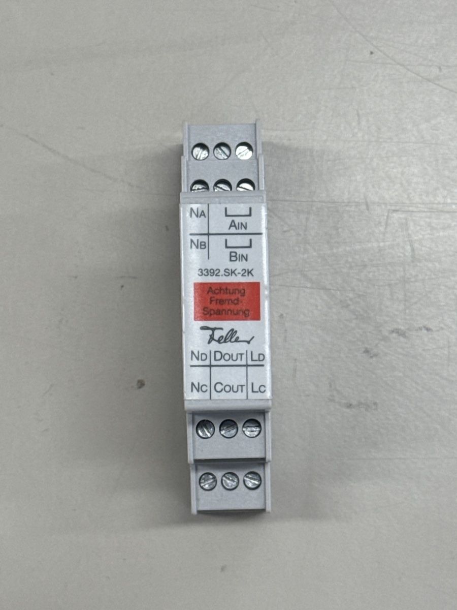 Feller Componenti elettronici: Zeptrion Signalkoppler 3392.SK-2K – Usato da Saas-Grund venduto da Knabberch