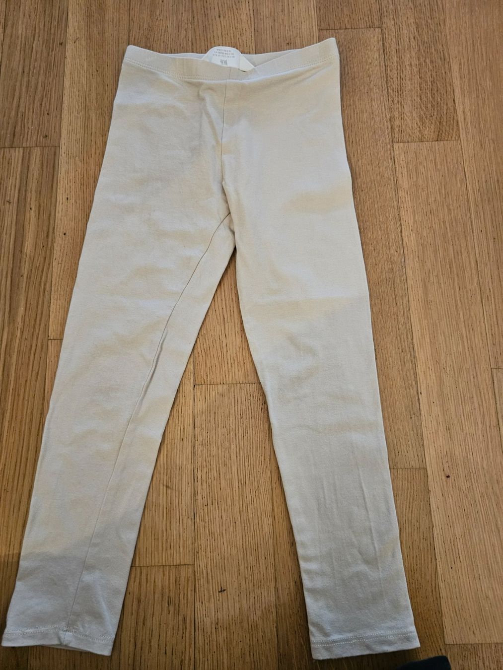 H&M Collants: Leggings H&M 116 – D'occasion à Ebikon par Mauzi86