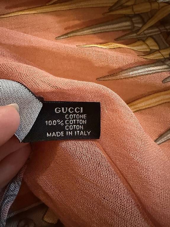 Gucci Foulard & Sciarpe: Gucci Foulard – Nuovo (secondo la descrizione) da Rorschacherberg venduto da Mimi_Momo 2