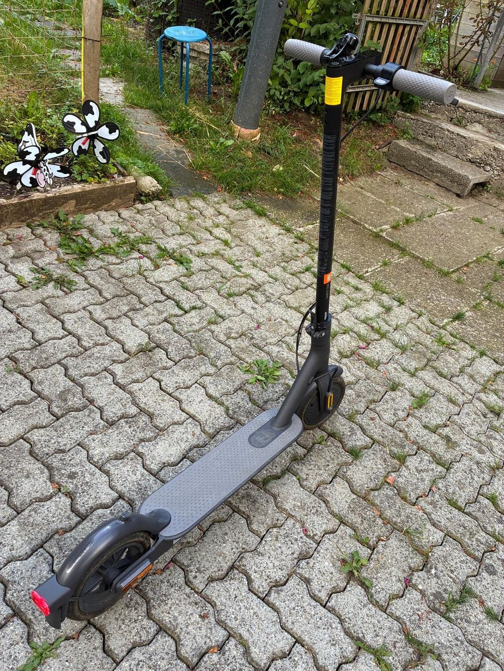 Xiaomi Kickboard: Trottinett – Usato da Reutigen venduto da Aprilia-0046 1