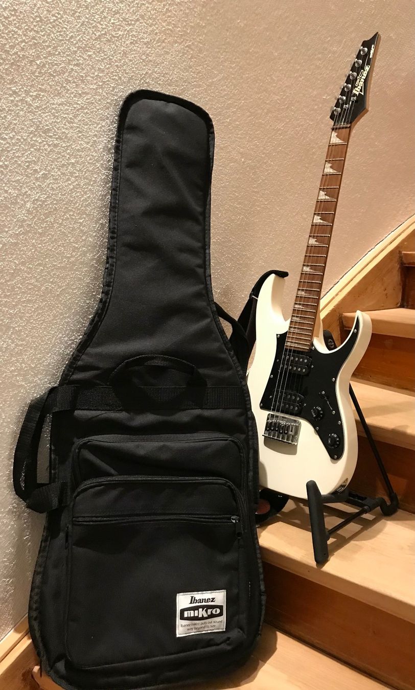 Ibanez Musikinstrumente: Ibanez GRGM21-WH E-Guitar Micro – Gebraucht aus Kesswil von  3