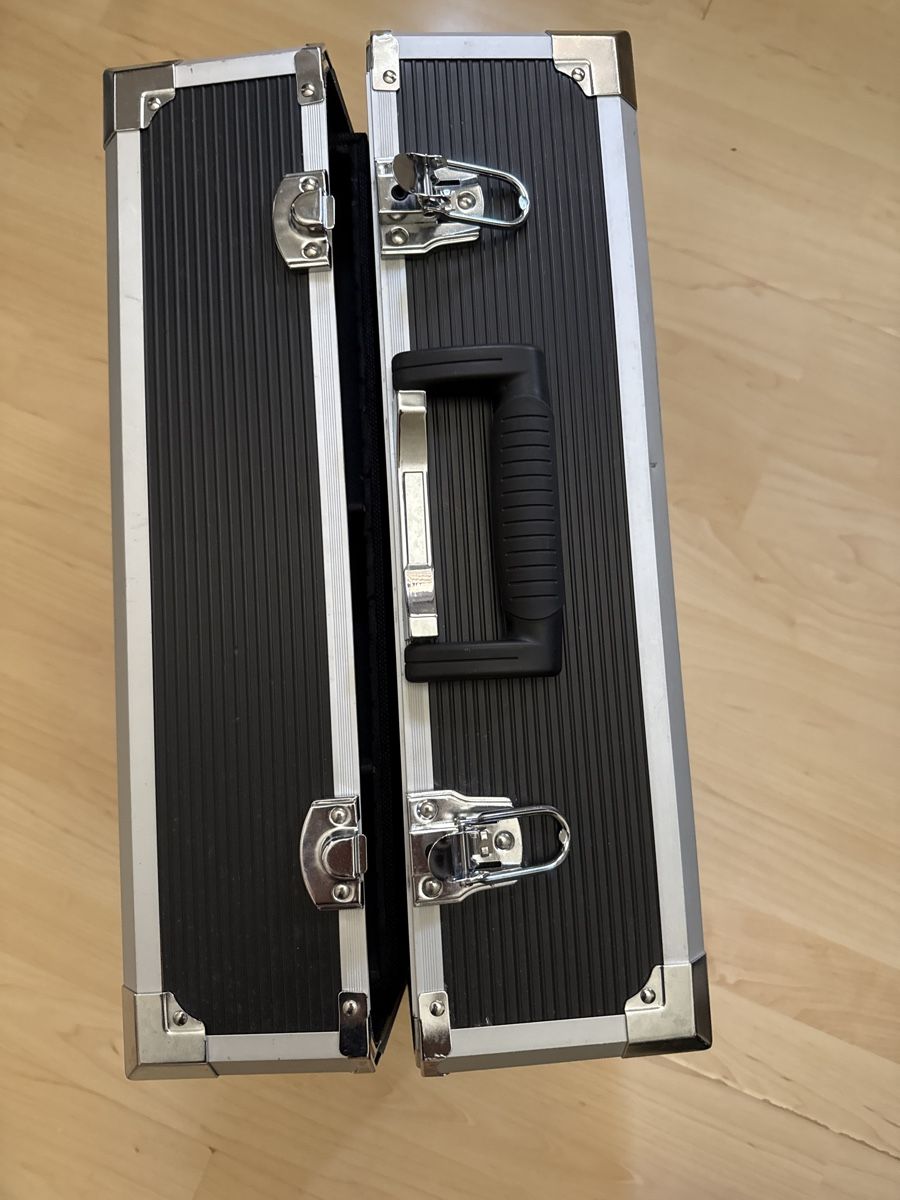 Make-up: Pro Aluminum Cosmetic Makeup Case Organizer - Used – Neu (gemäss Beschreibung) aus Neirivue von naz_z28w 3
