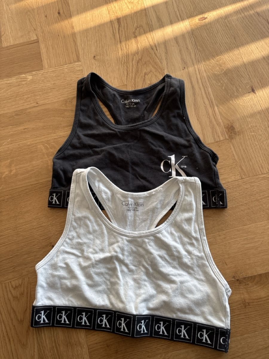 Calvin Klein Unterwäsche: 2 Calvin Klein BH-Top, Grösse 146/152 – Gebraucht aus Wohlen AG von Michi761