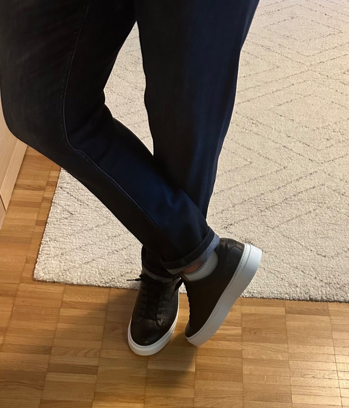Herrenschuhe: 💥 MULTIKAUF-ANGEBOT 💥 Essential Black –  Leder-Sneaker – Neu und originalverpackt aus Wittenbach von bes_k8vr 6