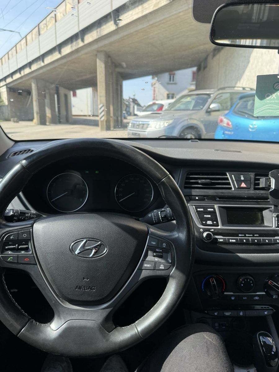 Hyundai Autos: Hyundai i20, 1.4, JG 2017, 129'466km – Neu (gemäss Beschreibung) aus Basel von LUKKY991 7