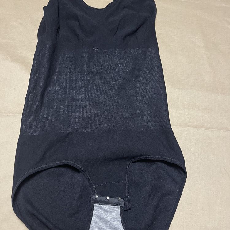 Chic Body modellante senza cucire-M/L nuovo (Nuovo e nell'imballaggio ...