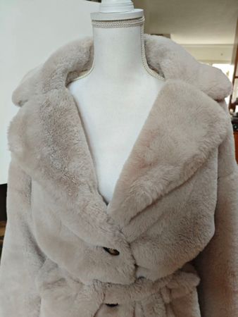 DAMEN WINTER KUNSTPELZMANTEL HELLBEIGE GR.L NEUWERT.