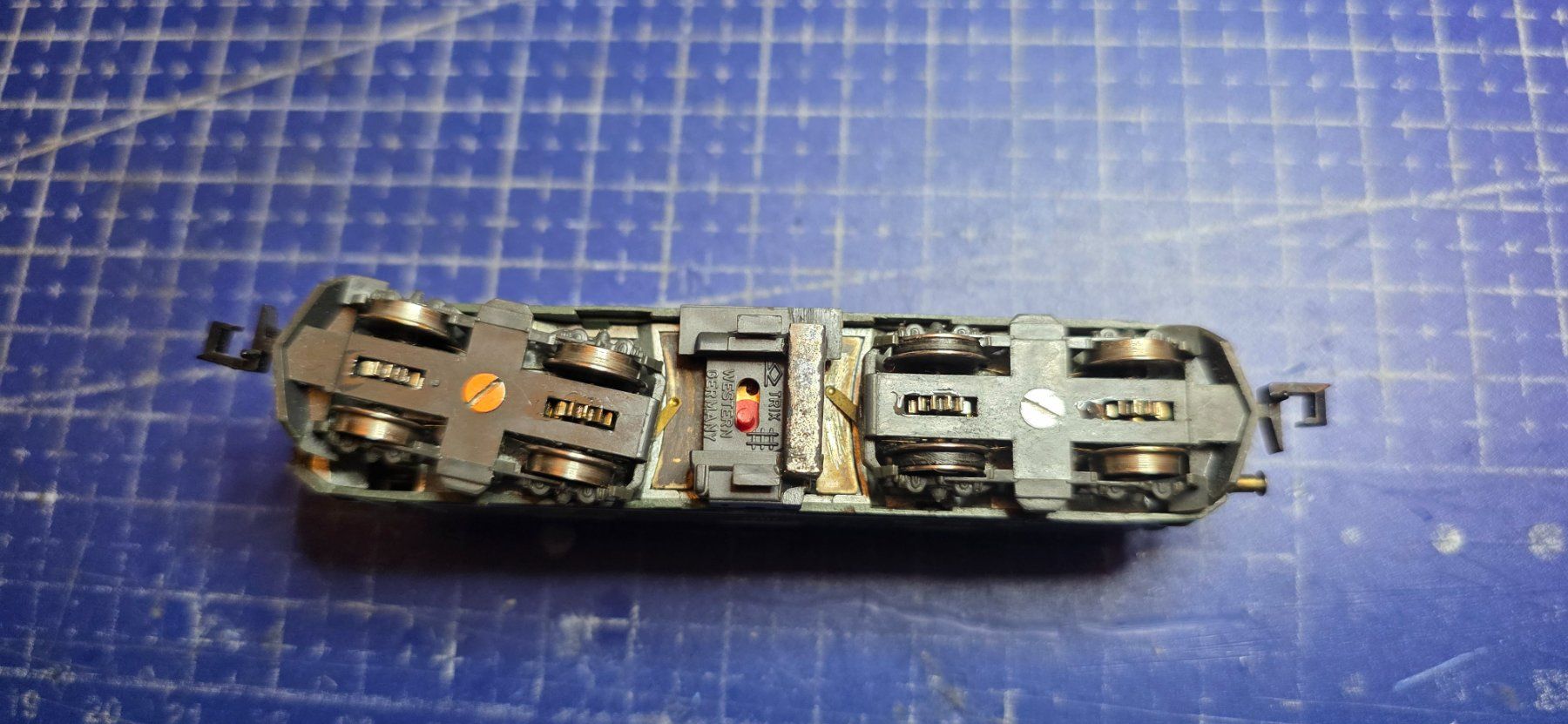 Trix Modellini di ferrovie: Minitrix Re4/4 11127 spur N Analog – Usato da Hochfelden venduto da Danizh0 3
