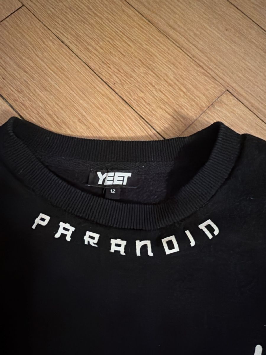 Maglioni & Felpe: Schwarzer Yeet Tokyo-Print-Pullover, Gr 152/12 – Usato da Oberentfelden venduto da Elifant 2