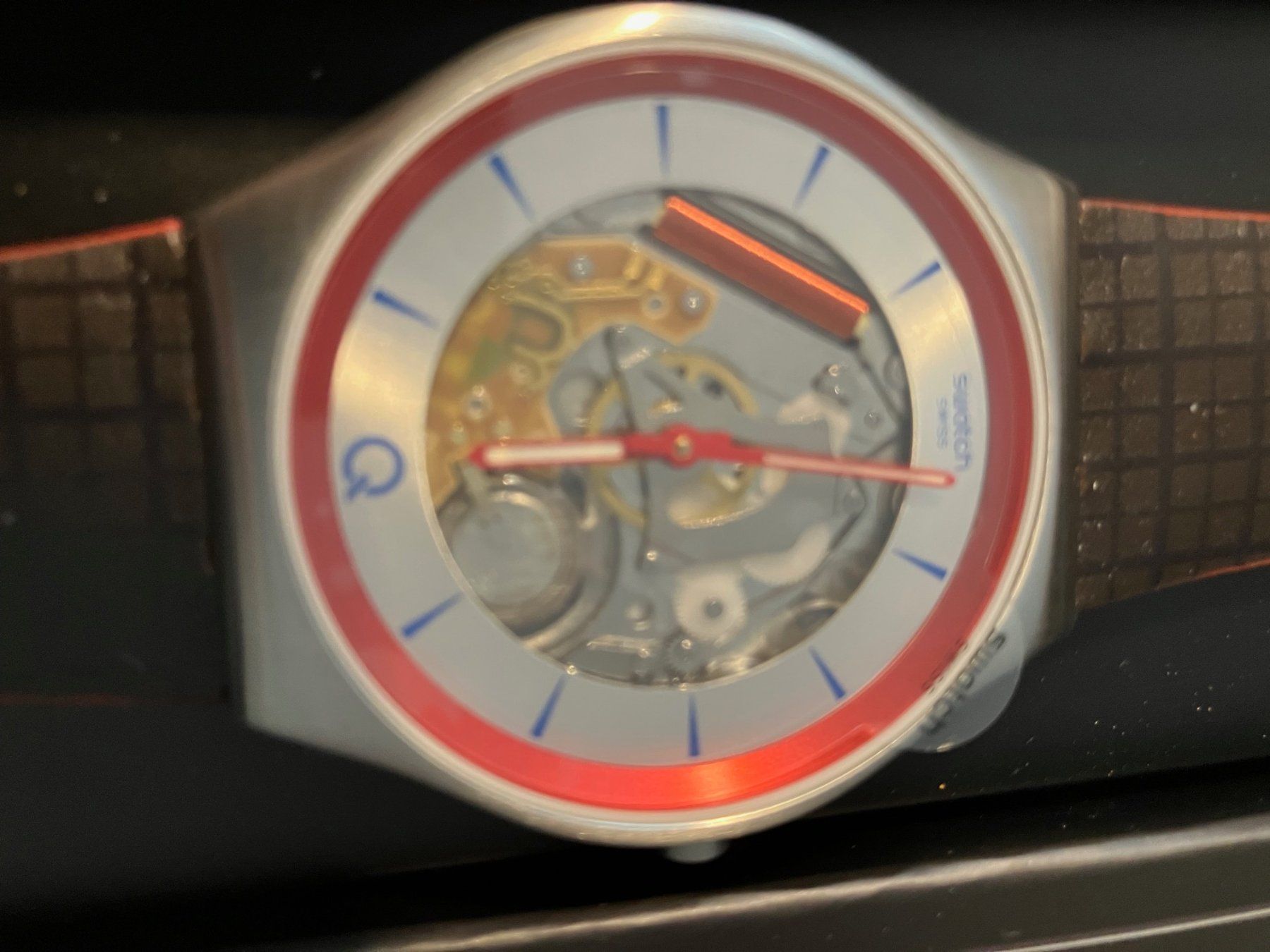 Swatch Orologi: SWATCH James Bond Q SS07Z100 2020 – Nuovo e nell'imballaggio originale da Aarwangen venduto da concorde58 4