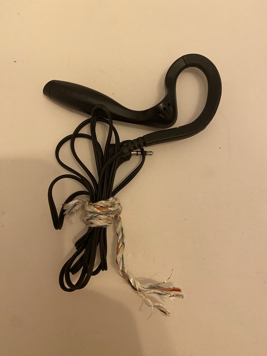 Nokia Cuffie: Ecouteur NOKIA occasion 🎧 – Usato da Grandson venduto da RioDeltaLima