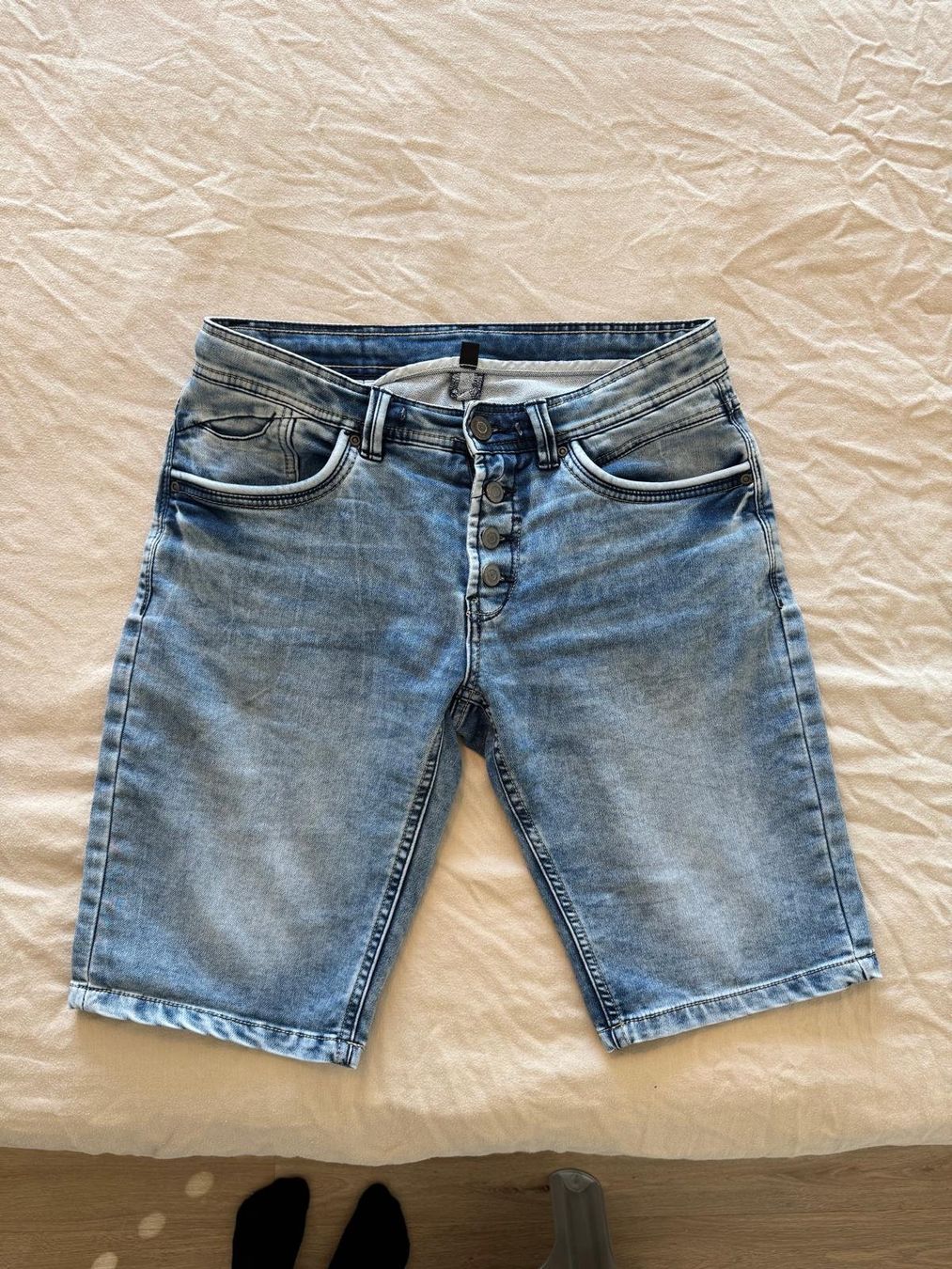 Jeans: Tom Tompson Denim Jeans-Shorts hellblau – Usato da Staufen venduto da jei_7bfb 1