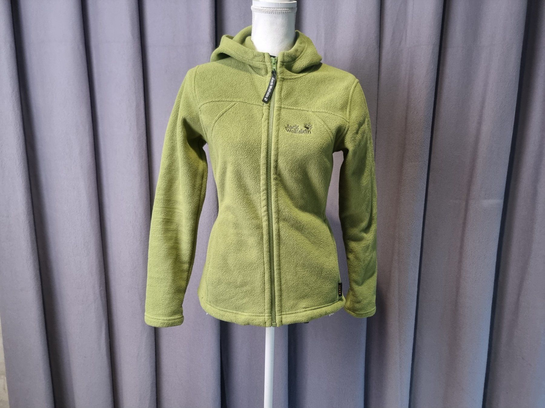 Jack Wolfskin Vestes: Fleece Jack Wolfskin Nanuk – D'occasion à Urtenen-Schönbühl par Restwert_Schoenbuehl 5