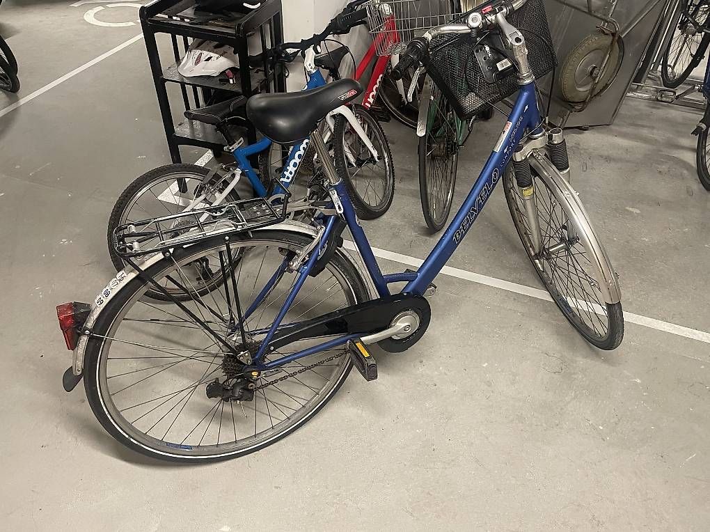 Biciclette: Damenvelo Blau Marke Batavus – Usato da Basel venduto da yag2ru