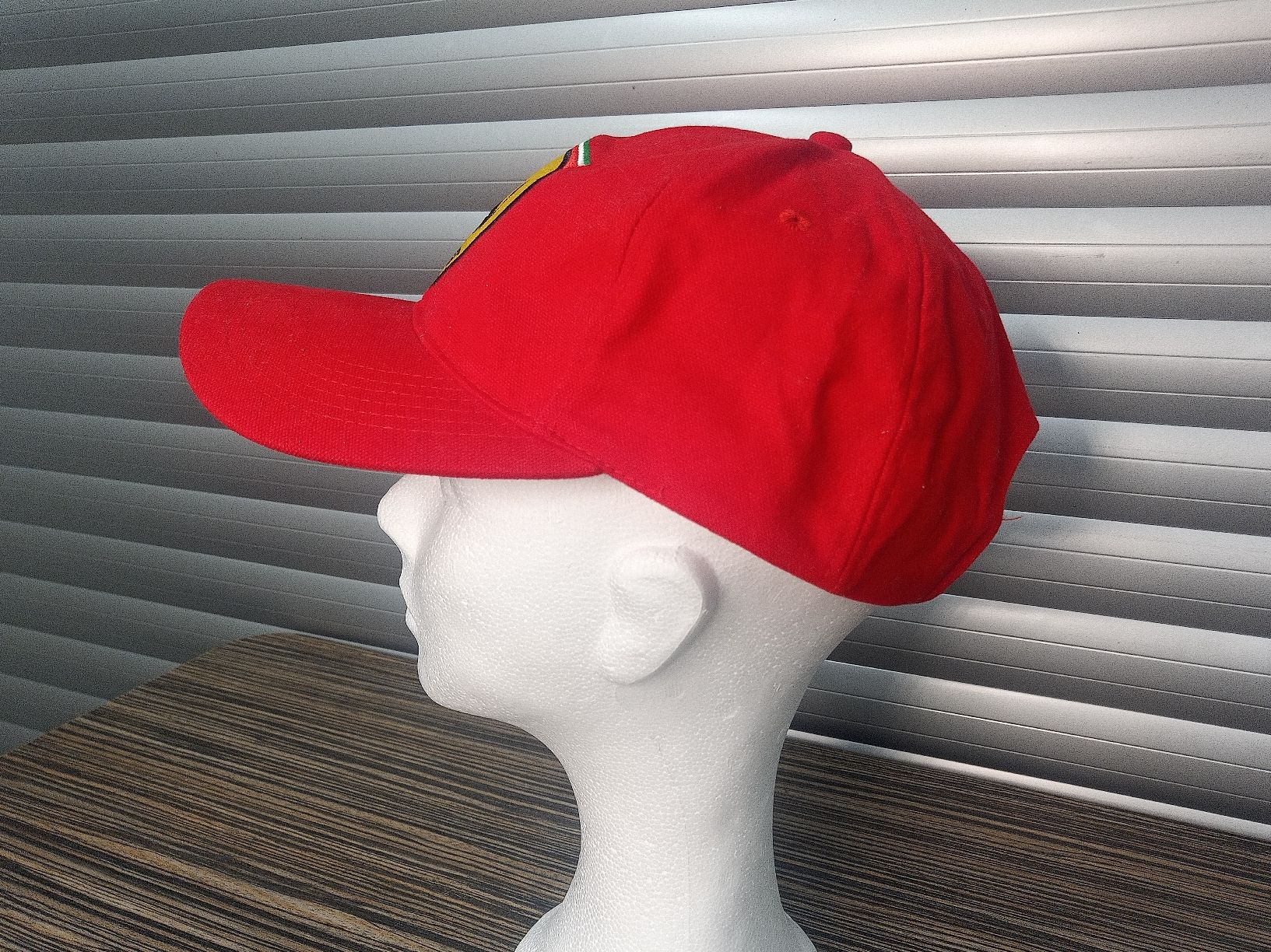 Copricapi, berretti & cappellini: Ferrari Cap – Nuovo (secondo la descrizione) da Reiden venduto da Zofi-Brocki 1