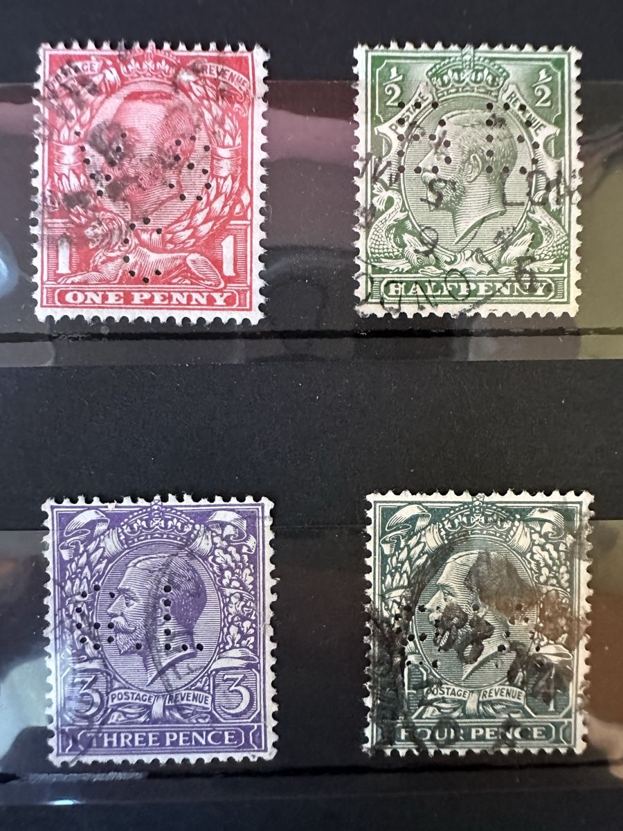 Tutti i francobolli: England - PERFINS King George V – Usato da Schmitten / FR venduto da Samsara169 1