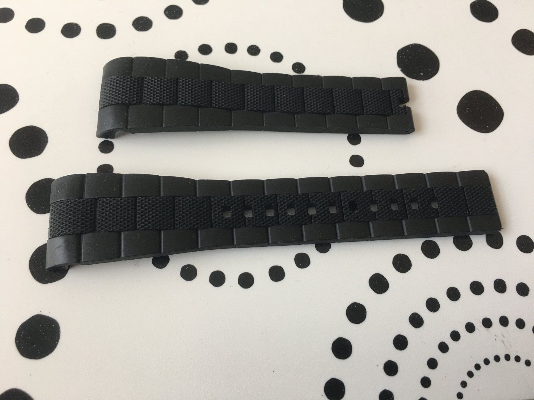 Bracciali & Braccialetti: ZENITH ORIGINAL - BRACELET SILICONE - BLACK - NEW !!! – Nuovo (secondo la descrizione) da Epalinges venduto da watchforyou