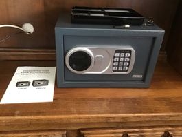 Elektronischer Möbeltresor Safe 20SZ - inkl. Notschlüssel
