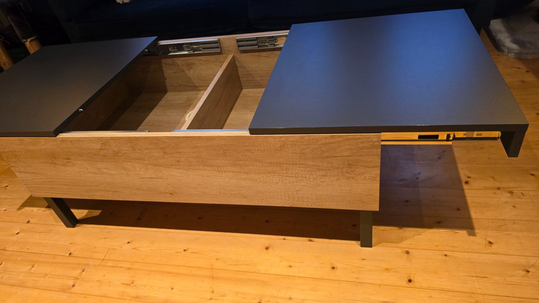 Tavoli: Couchtisch Anthrazit/Holz ausziehbar – Usato da Schübelbach venduto da Samantha8R 2