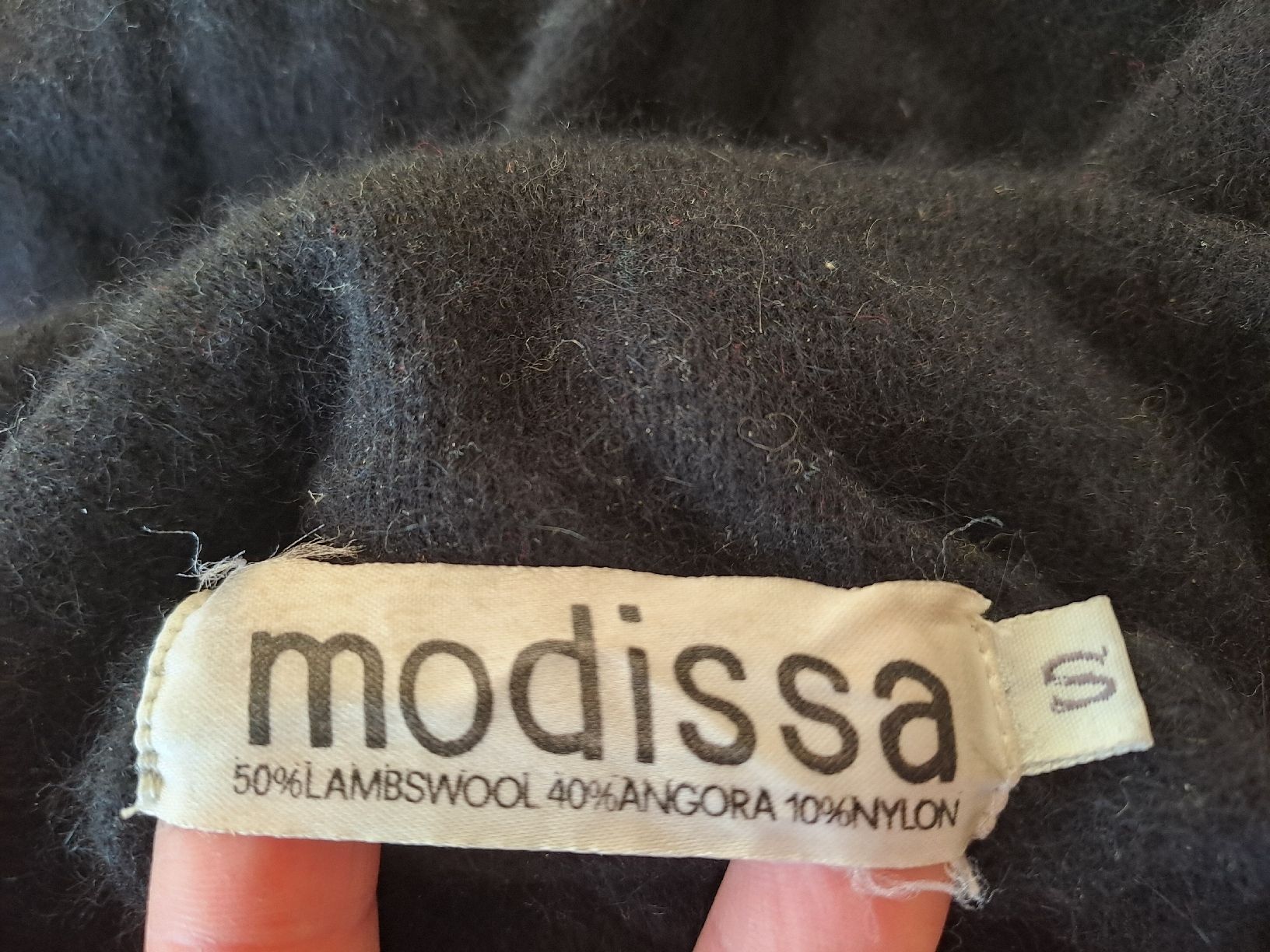 Maglioni & Felpe: Schwarzer vintage Pullover aus Lammwolle/Angora Gr S – Usato da Oberhasli venduto da Lea98 2