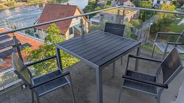 Gartentisch inkl. 4 Stühle Gratis abzugeben. 