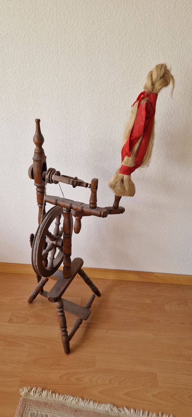 Ruote per filare: Spinnrad – Usato da Liestal venduto da Santiago1900