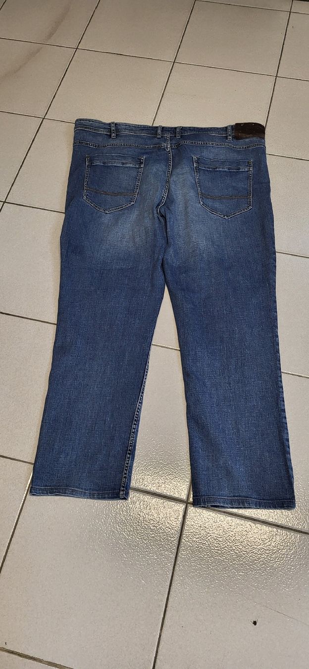 Jeans: C&A Herren Jeans, Grösse 62, The Regular – Usato da Figino venduto da mayam63 2