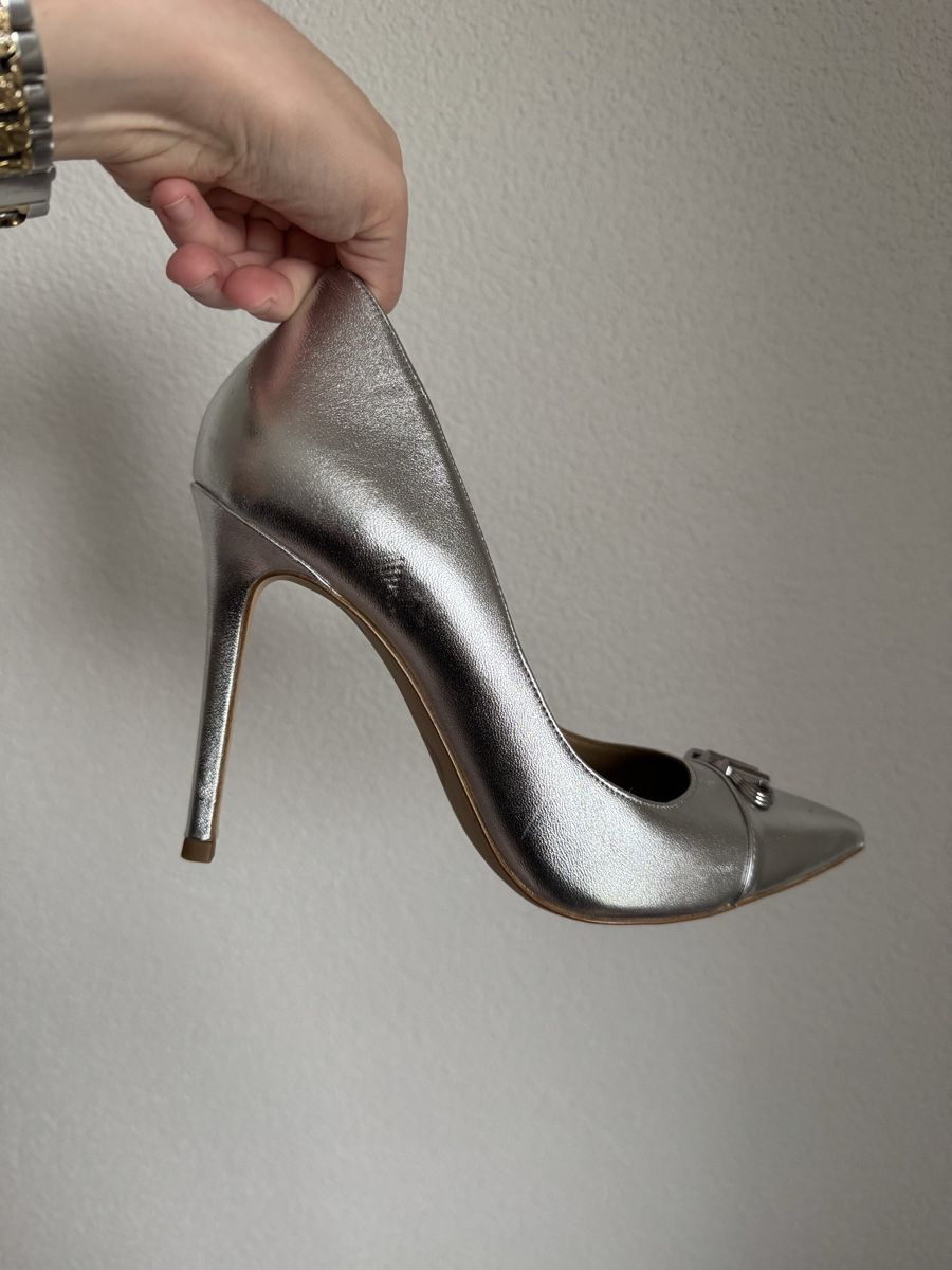 Michael Kors Scarpe da donna: Michael Kors Pumps, silber, US 10, festlich & schick – Usato da Spreitenbach venduto da TheStyleAtelier 6