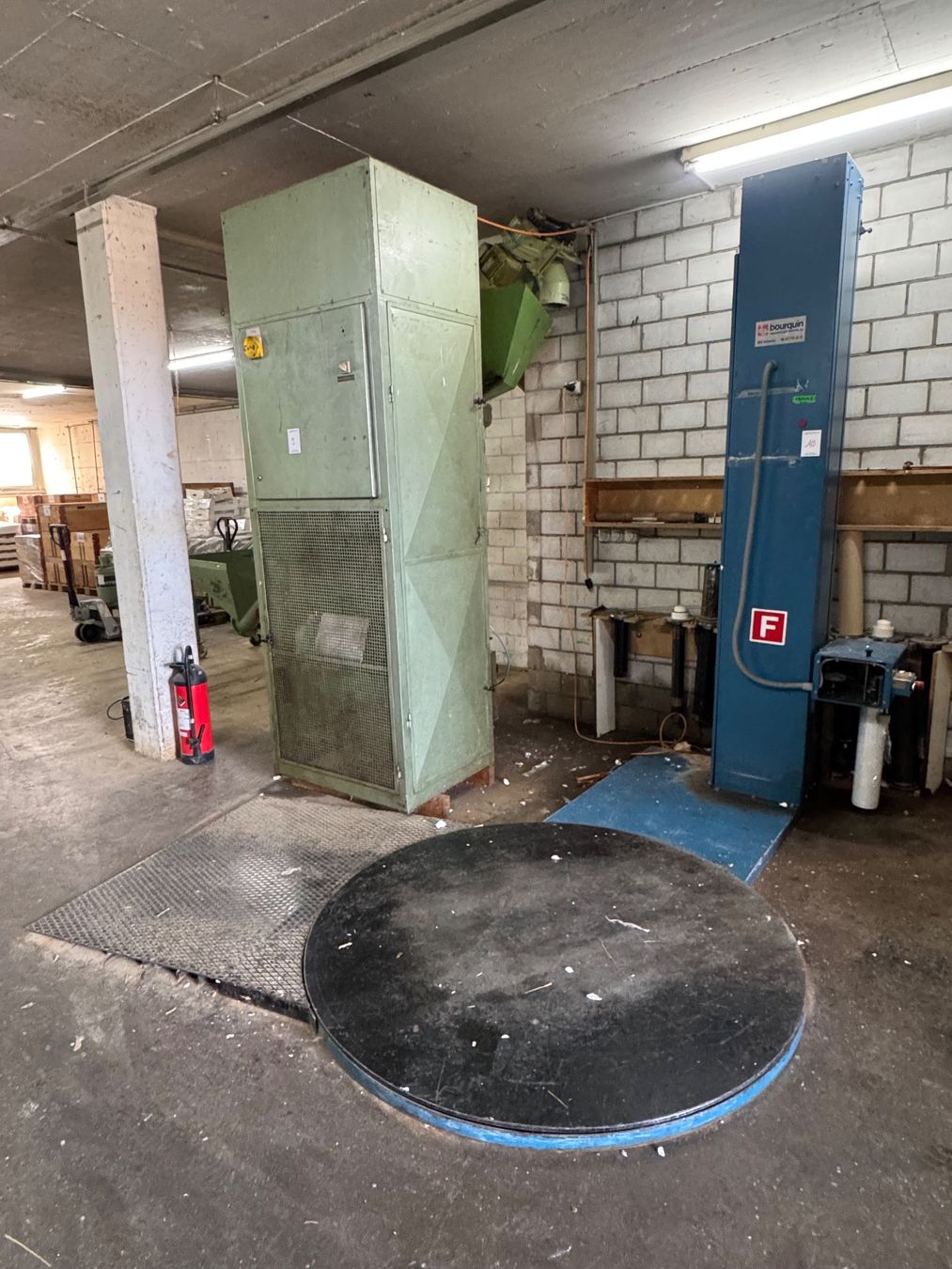 Kerzen: 010 Paletten-Stretchwickler aus Liquidation – Gebraucht aus Derendingen von Meisterstuecke