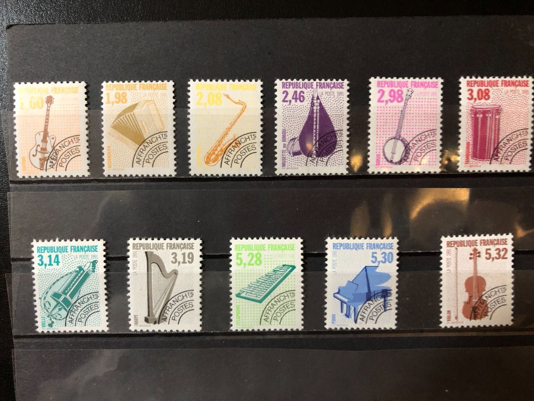 Tutti i francobolli: Préoblitérés Instruments 1992 Neufs** – Nuovo e nell'imballaggio originale da Lausanne venduto da ffhoud