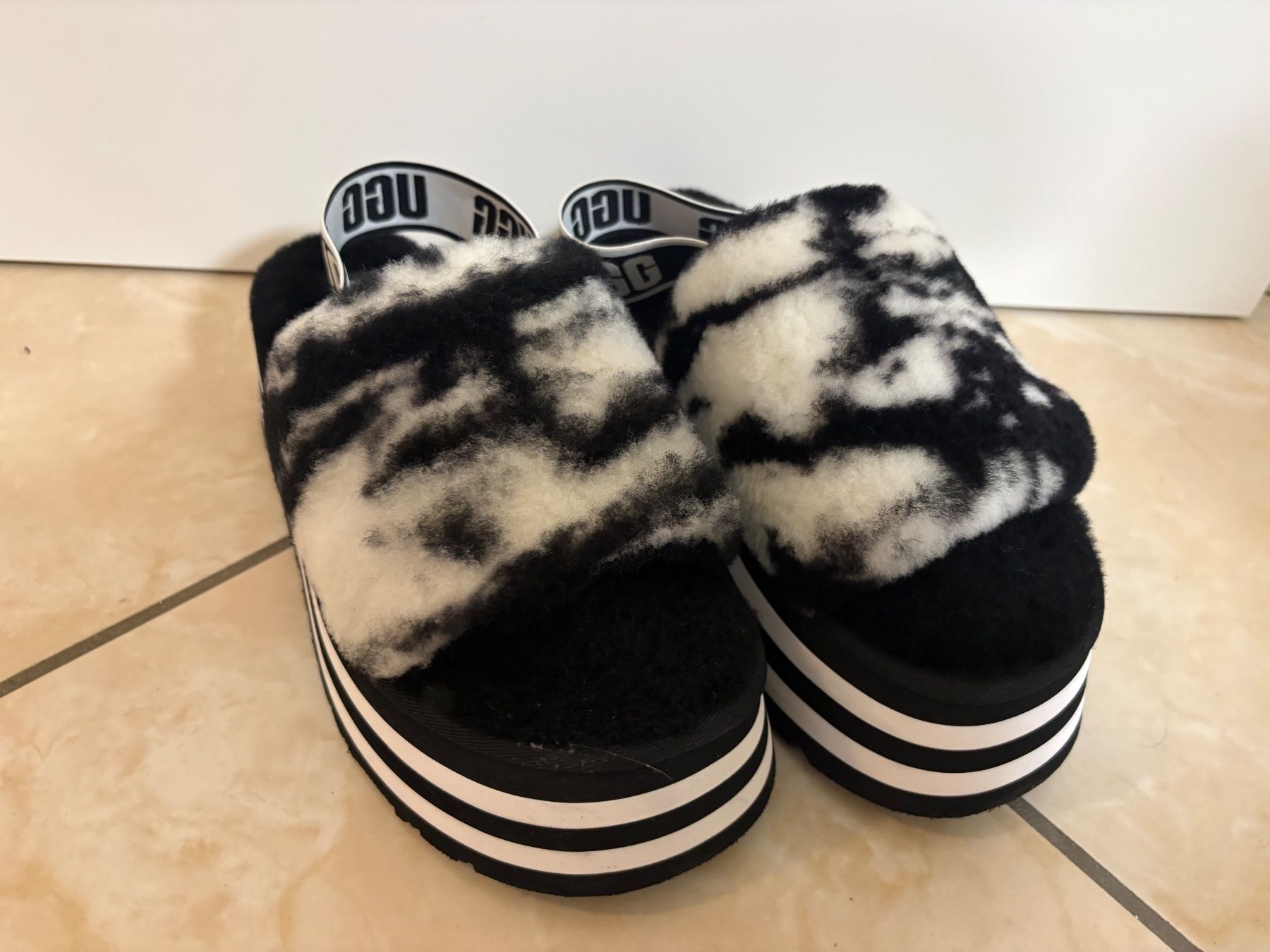Ugg Scarpe da donna: UGG Furry sandals - Size 39 - NEW! – Nuovo e nell'imballaggio originale da Muzzano venduto da Sidney_3 1