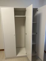 Kleiderschrank
