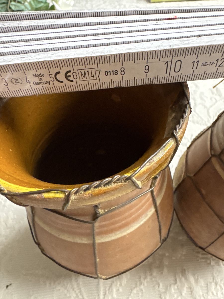 Tutte le decorazioni: 2antike Tongefässe mit Draht umwickelt – Usato da Gams venduto da ver_n7n9 3