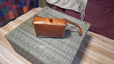 Pharmacie Militaire Suisse Cuir complète !! - Rare