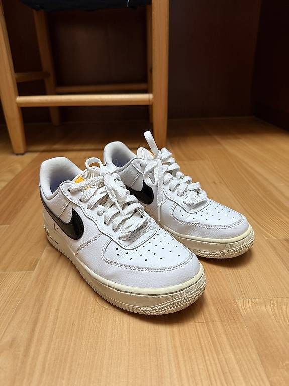 Chaussures hommes: Nike Air Force 1 – D'occasion à Winkel par jbuchwalder17