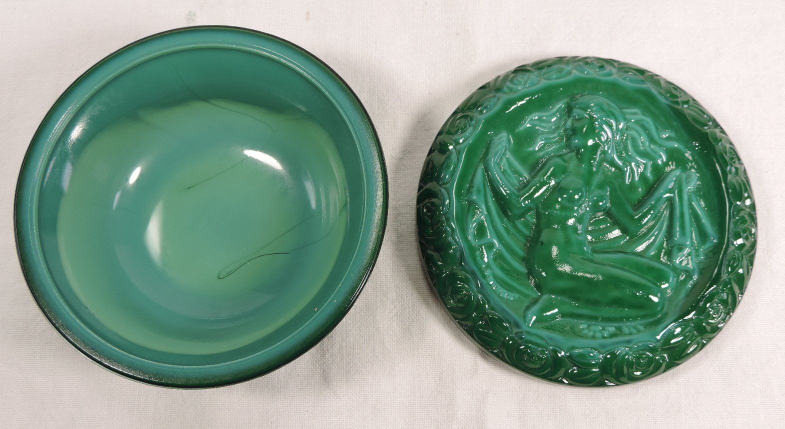 Gläser: Malachit Glas Dose, Relief neuwertig – Neu (gemäss Beschreibung) aus Duggingen von doogbua 1