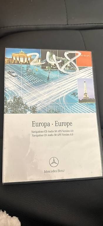 CD: Navigations mercedes cd audio version 4.0 – Usato da la chaux de fonds venduto da lara874