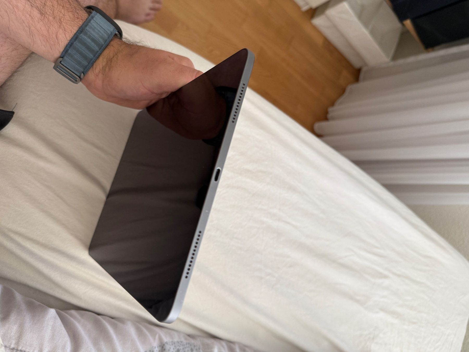 Apple Tablet PC: iPad Pro 11 (1th Gen) Sealed in Box – Usato da Lenzburg venduto da VukiSee 8