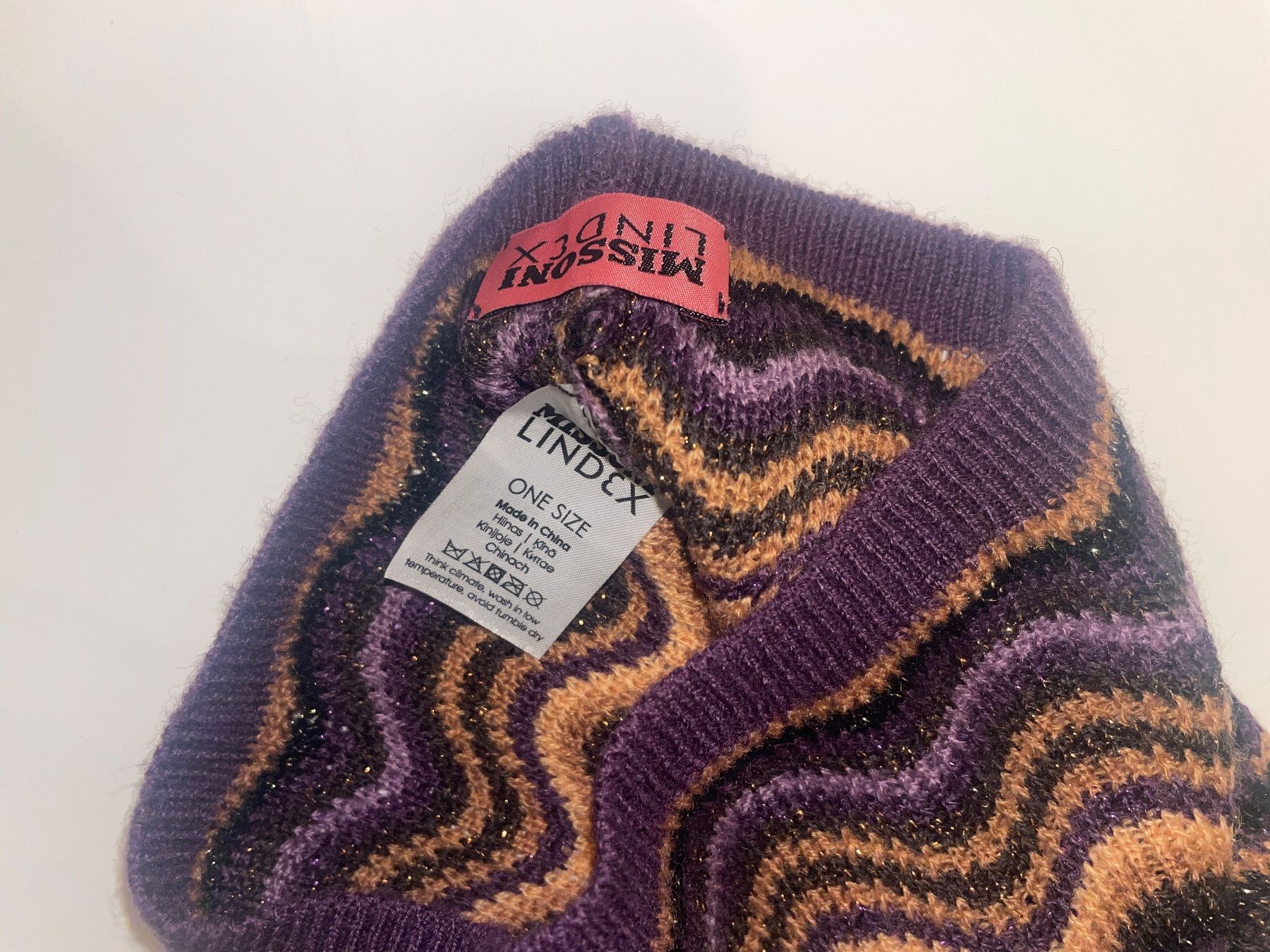 Copricapi, berretti & cappellini: Missoni Mütze – Usato da Zürich venduto da Turicum_8001 1