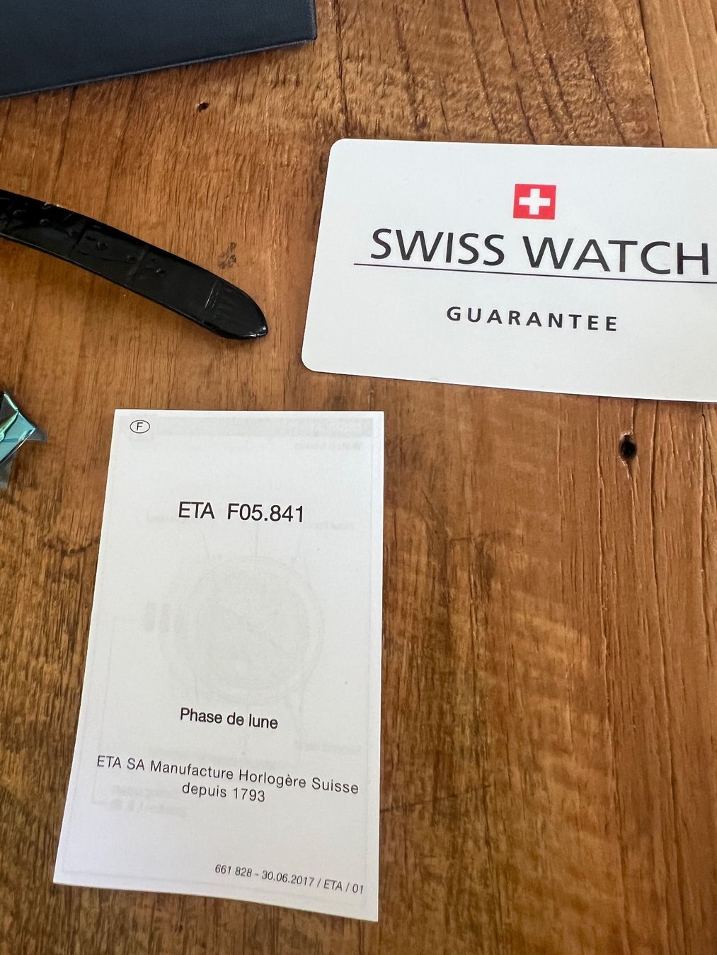 Orologi: Montre neuve de la marque suisse Double-Vé – Nuovo e nell'imballaggio originale da Lugnorre venduto da jul_lnh6 3