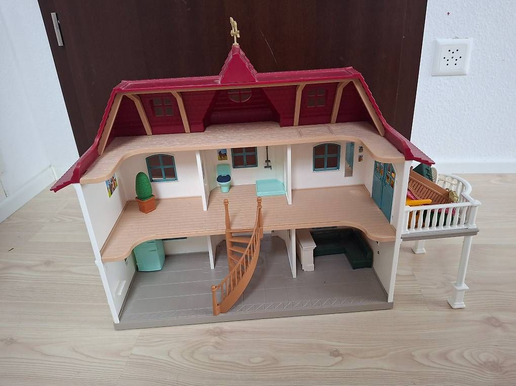 Casette per bambini: Schleich Spielhaus mit Accessoires  – Usato da Bürglen TG venduto da tucsok 1