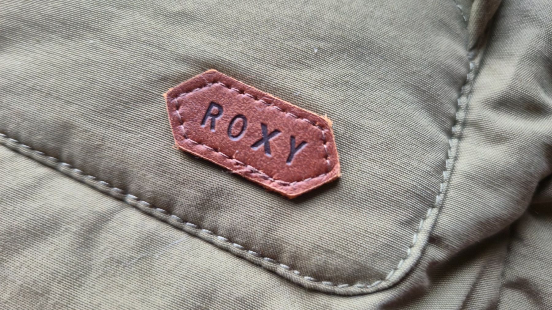 Roxy Giacche: ROXY  💚  JACKE  olive khaki  Grösse  M – Usato da Niederweningen venduto da Obson 7