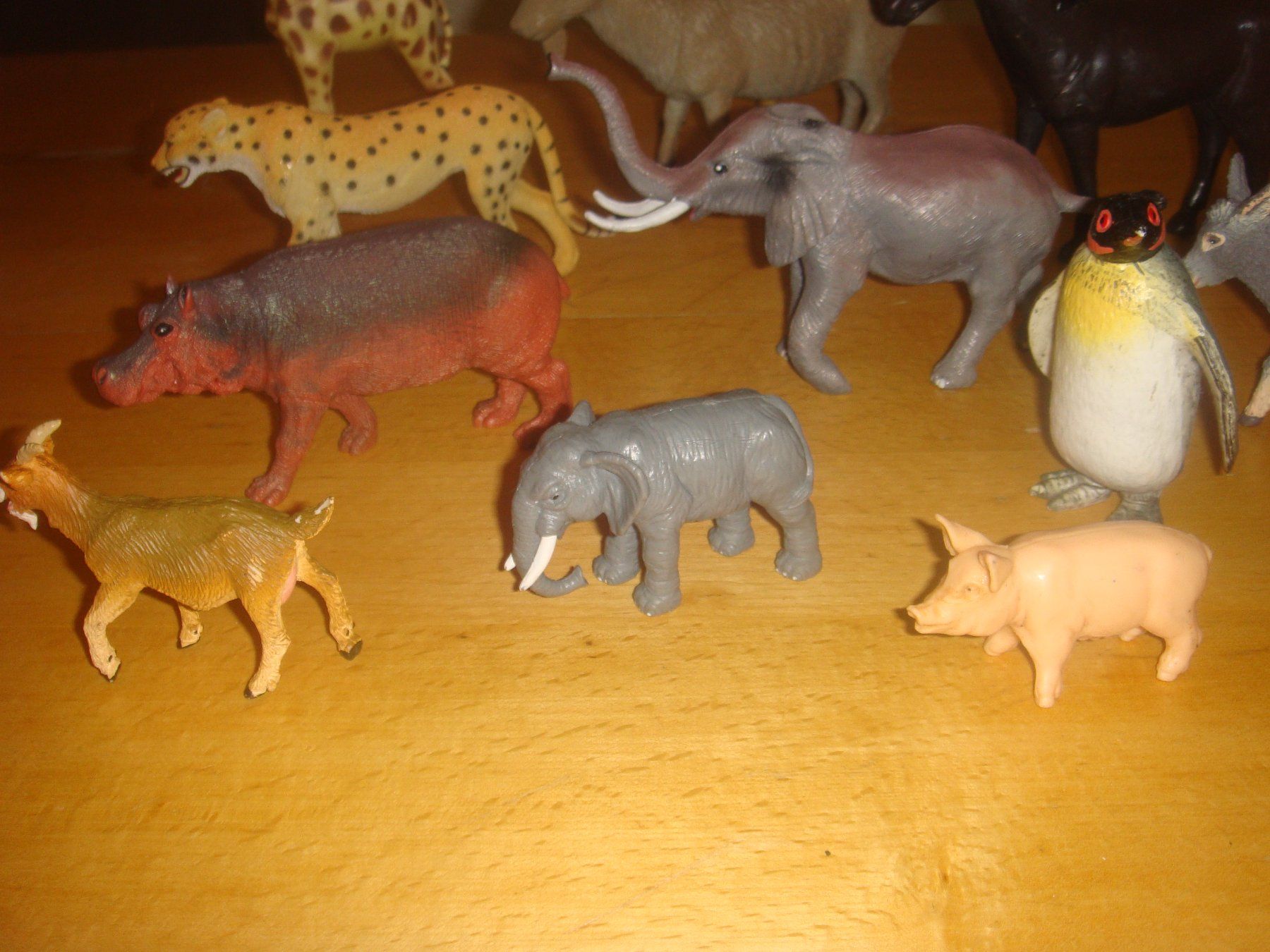 Giocattoli: Tiere Grosse und Mittelgrosse – Usato da Reinach BL venduto da Maryichbins 2