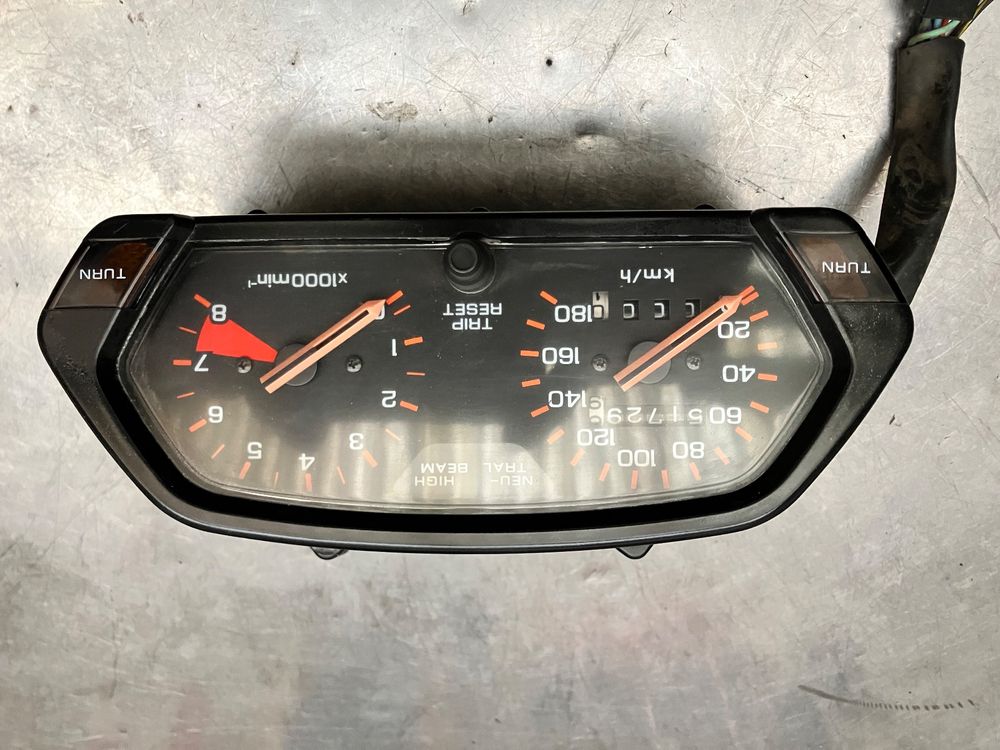 Entourage de compteur pour Honda 650 NX Dominator - RD08A main image 1